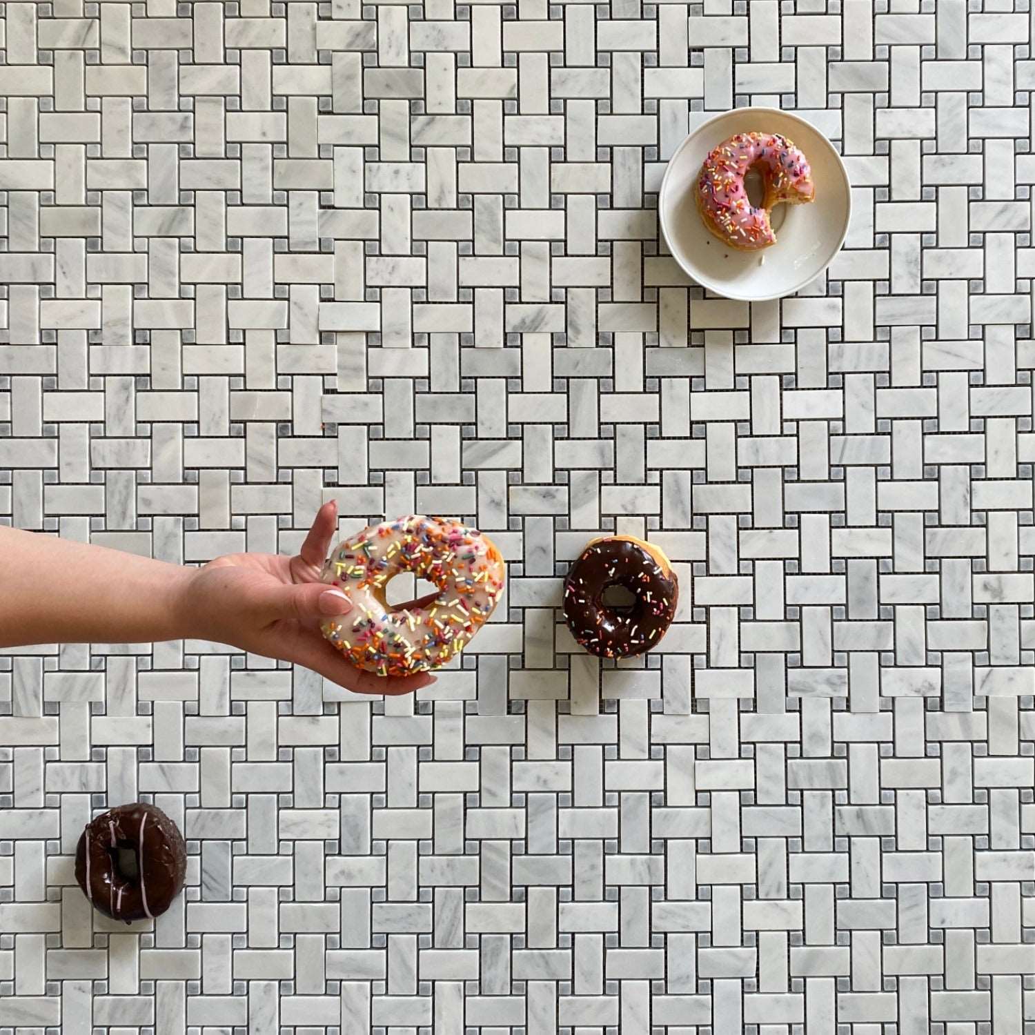 100% Best Seller Basketweave Contemporary Carrara Marble Tiles