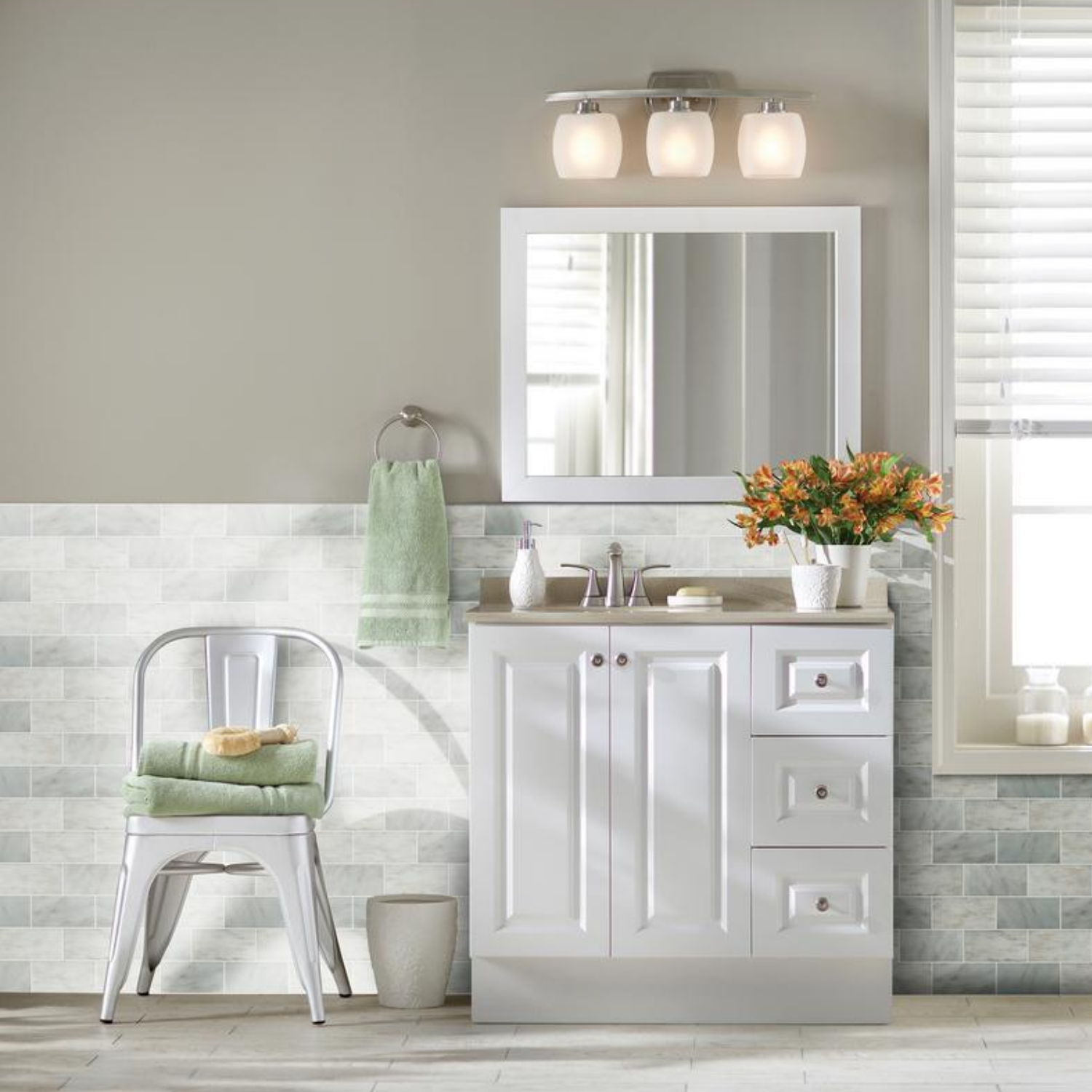 Carrara Arabescato Honed and Polished 3x6 Marble Subway Mosaic Tile in White & Gray